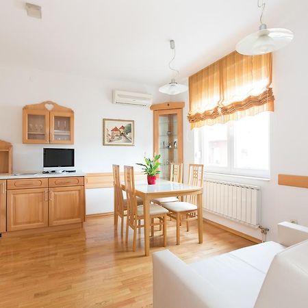 Galileo Apartment Zagreb Extérieur photo